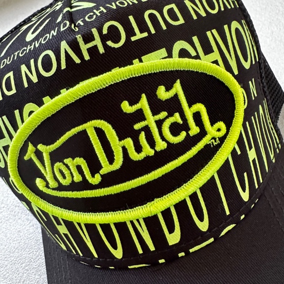 Von Dutch Broken Logo Monogram Trucker - Picture 4 of 8